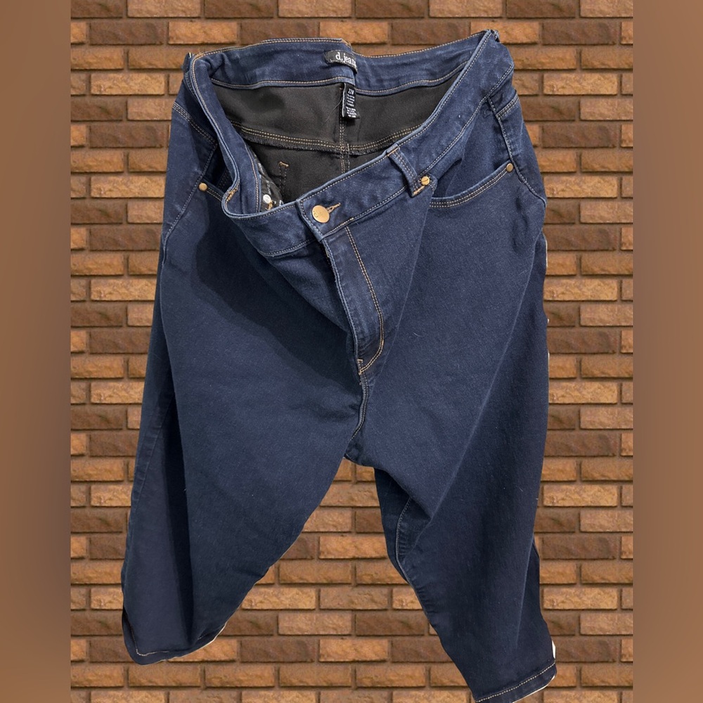 d. jeans Dark Blue Cropped Ankle Jeans